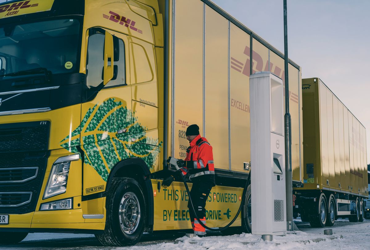 Volvo e DHL iniciam teste caminhões pesados elétricos AutoIndústria