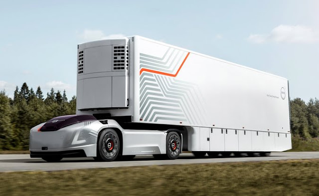 Volvo mostra sistema de transporte de carga autônomo para curtas distâncias