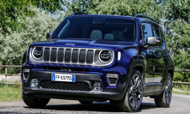 FCA prepara produção de versão plug-in do Renegade