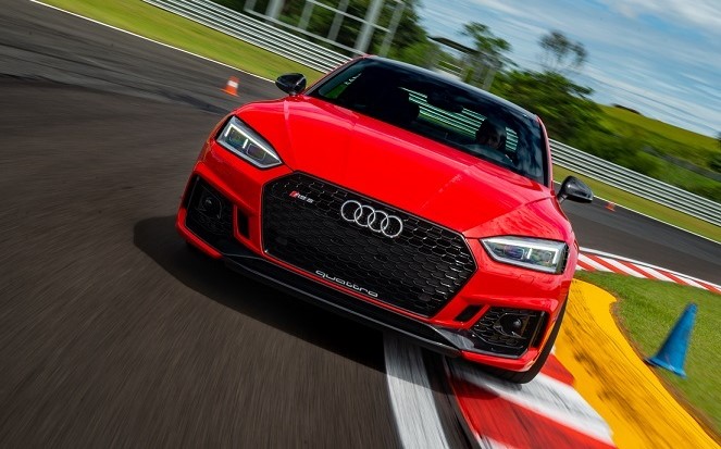 Novo Audi RS 5 Coupé chega no Brasil por R$ 557 mil