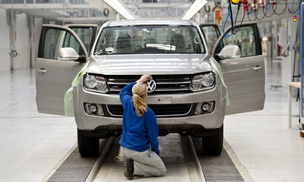 Indústria automobilística argentina segue no vermelho intenso