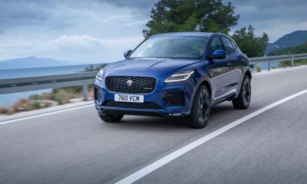 Jaguar E-Pace reestilizado já está à venda por R$ 377 mil