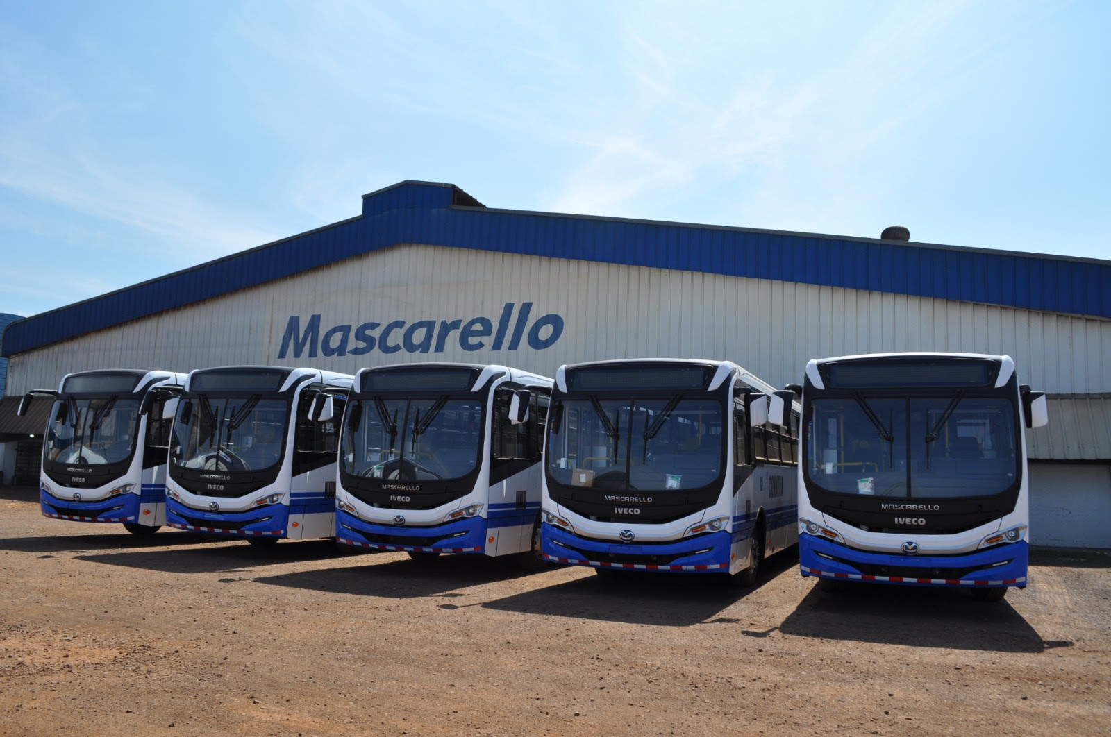 Costa Rica amplia frota com ônibus Iveco brasileiro