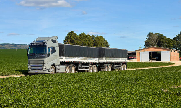 Volvo coloca na prateleira de ofertas caminhões FH movidos a B100