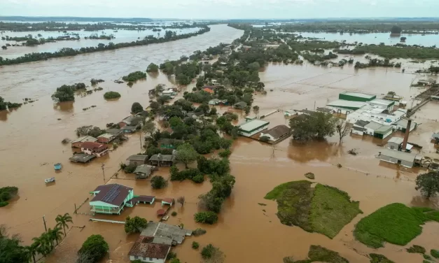 No Rio Grande do Sul, 300 concessionárias paralisadas pelas chuvas