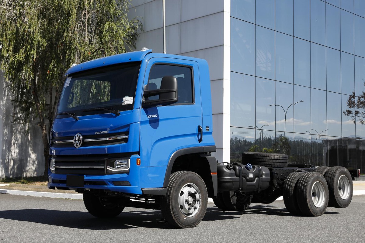 VWCO amplia oferta do Delivery 13.180 6×2 com novo entre eixo