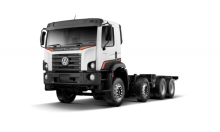 VWCO amplia linha Constructor com o Constellation 33.260 8×4