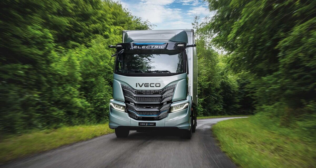 Iveco faz estreia dos elétricos S-eWay Rigid e eMoovy na IAA 2024