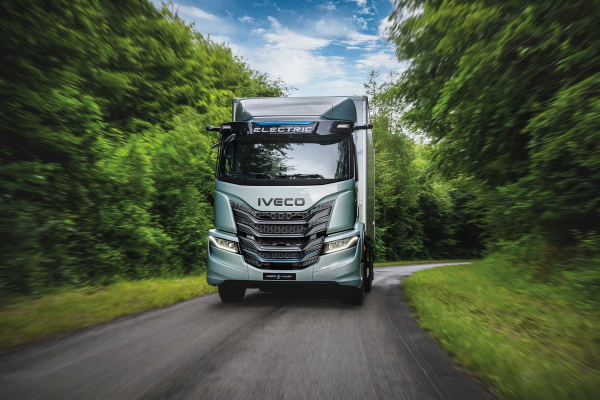 Iveco faz estreia dos elétricos S-eWay Rigid e eMoovy na IAA 2024