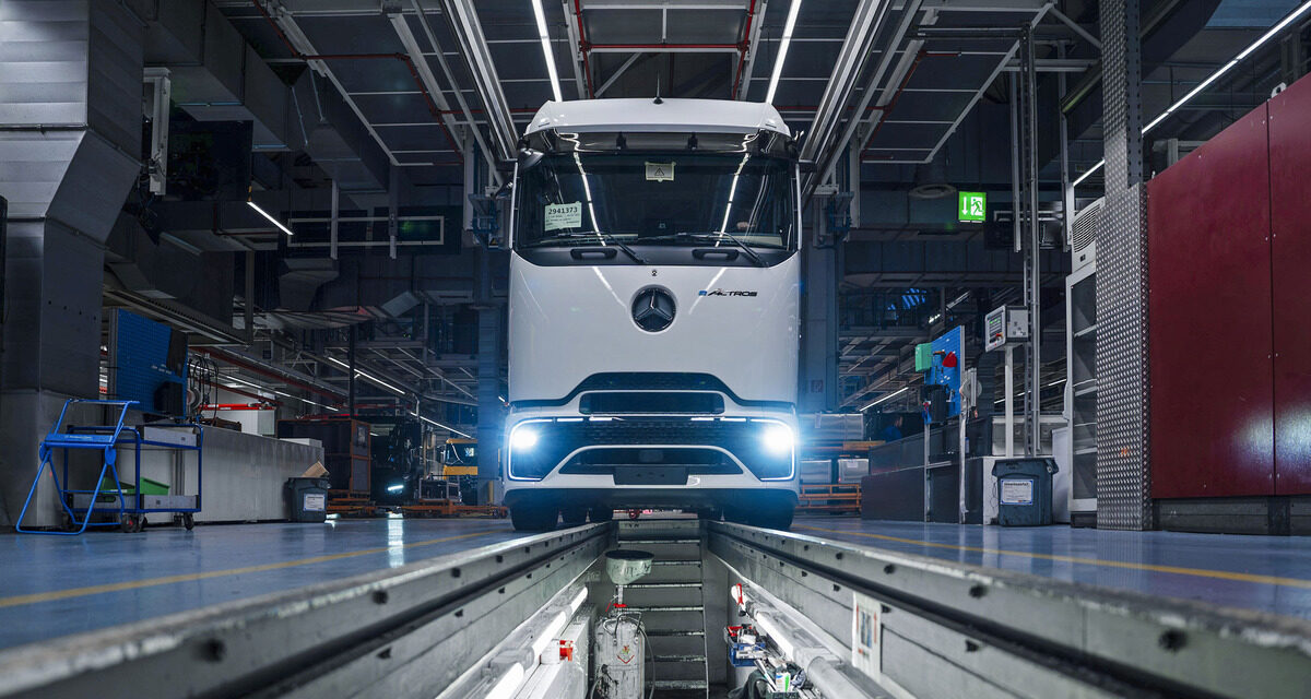 Daimler Truck inicia produção em série do Mercedes-Benz eActros 600