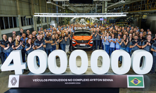 Em 26 anos, Renault atinge 4 milhões de veículos produzidos no Paraná