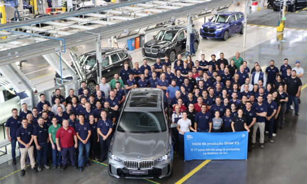 BMW inicia produção do X5 híbrido plug-in em SC