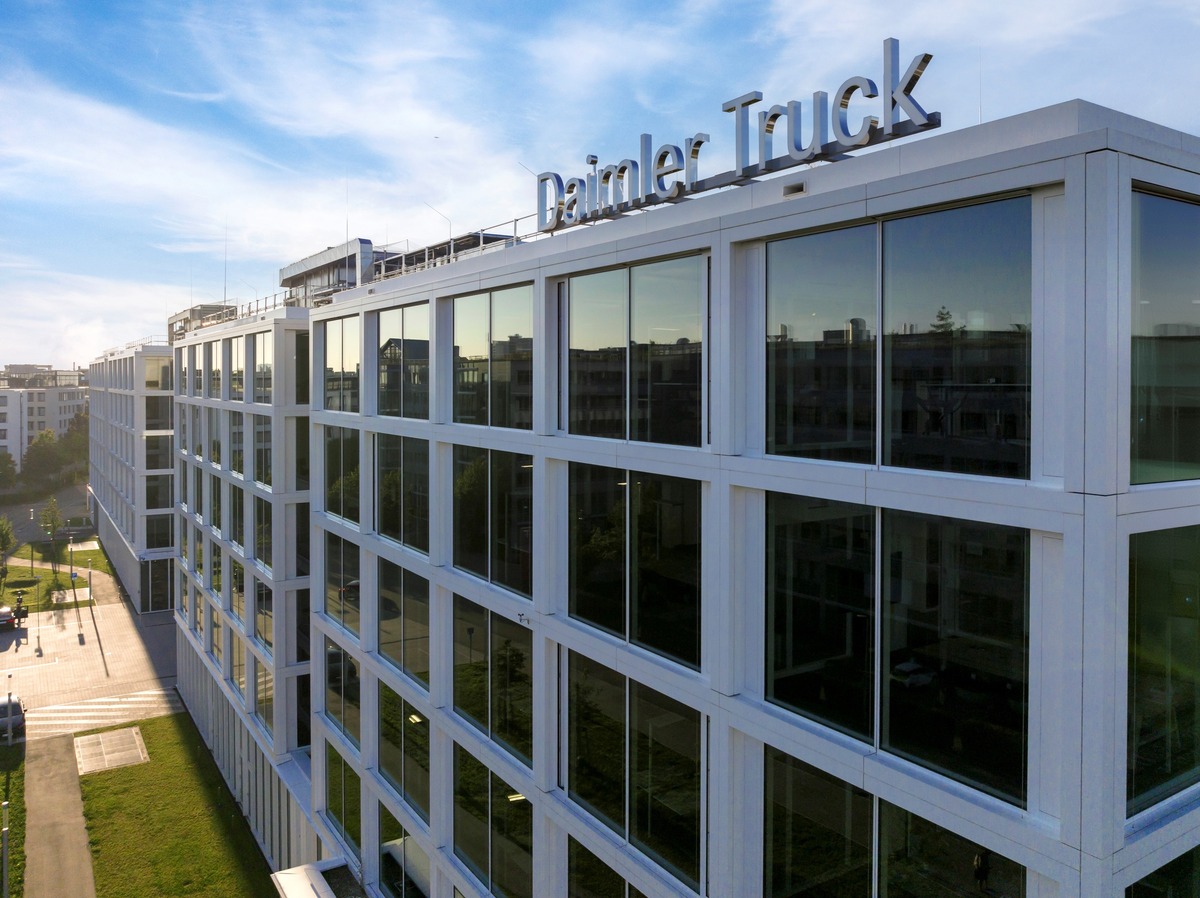Entregas globais da Daimler Truck recuaram 12% em 2024