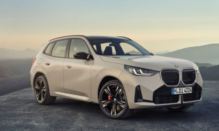 Novo BMW X3 começa a chegar na rede de concessionárias
