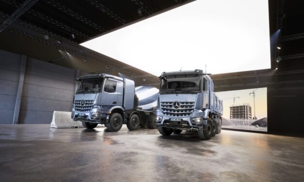Mercedes-Benz estende a eletrificação para caminhão fora de estrada
