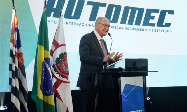 Governo vai rever lista de ex-tarifários, diz Alckmin