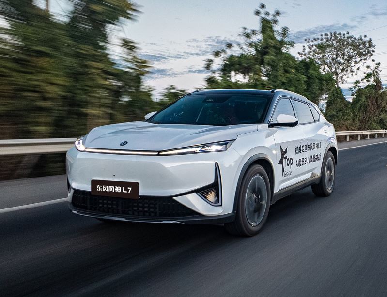 Híbrido da DongFeng roda mais de 2 mil km sem reabastecer