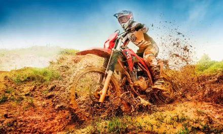 Indústria brasileira de motos avalia impacto do tarifaço de Trump